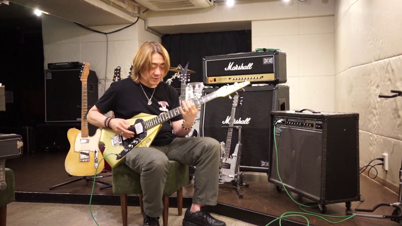 素晴らしいギターを次の世代へ ギタリスト野村義男さんが語る ギターを集める理由 Muuseo Square