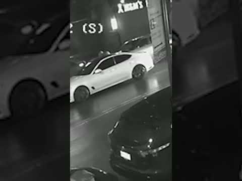 Moment shows off-duty NYPD police officer open fire on two suspected car thieves #shorts