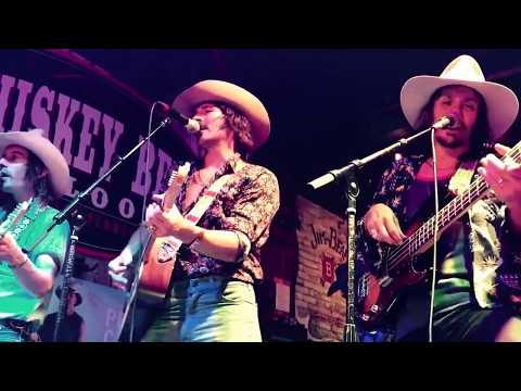 Midland - Drinking Problem LIVE // Whiskey Bent 6.8.17 CMAfest