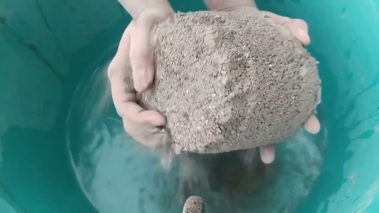 Asmr - dusty gritty sand cement Dry and water 💦 crumbling
