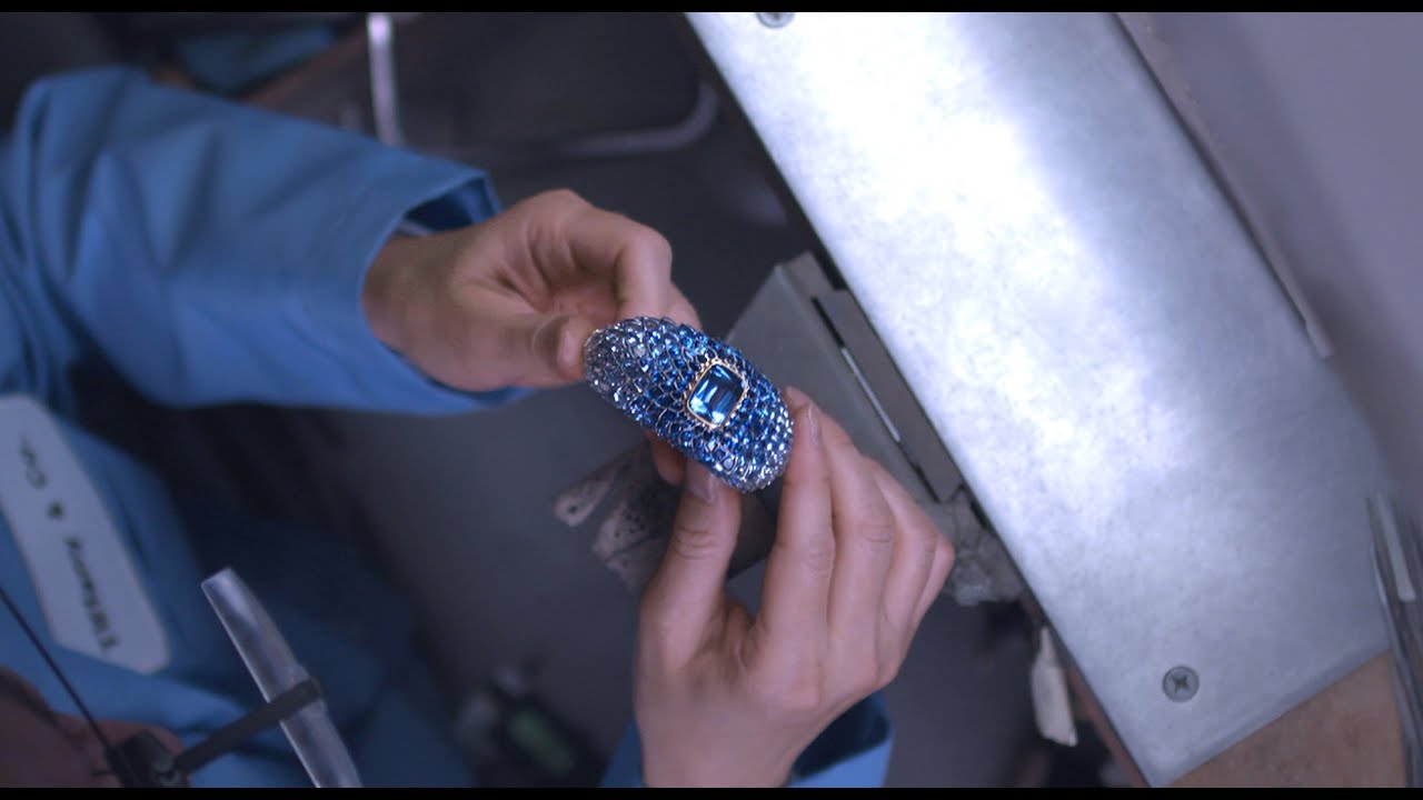 Spinel Scale Tiffany & Co. — The Journey of the Jewel: Blue Spinel Scales Bracelet ...