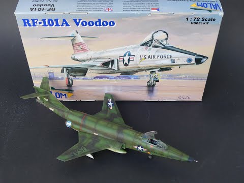 McDonnell RF-101A Voodoo 1/72 (Valom) Build and final reveal - YouTube
