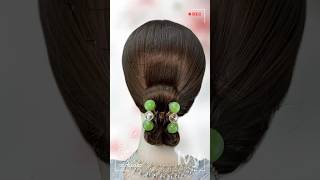 Easy Everyday Bun Tutorial  #bunhairstyle #easyhair #updo #hairtutorial #shorts