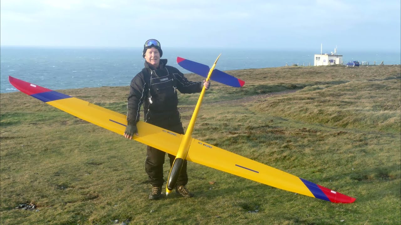 Valenta Volcano in 33knts - RC Slope Soaring - St  Agnes Head