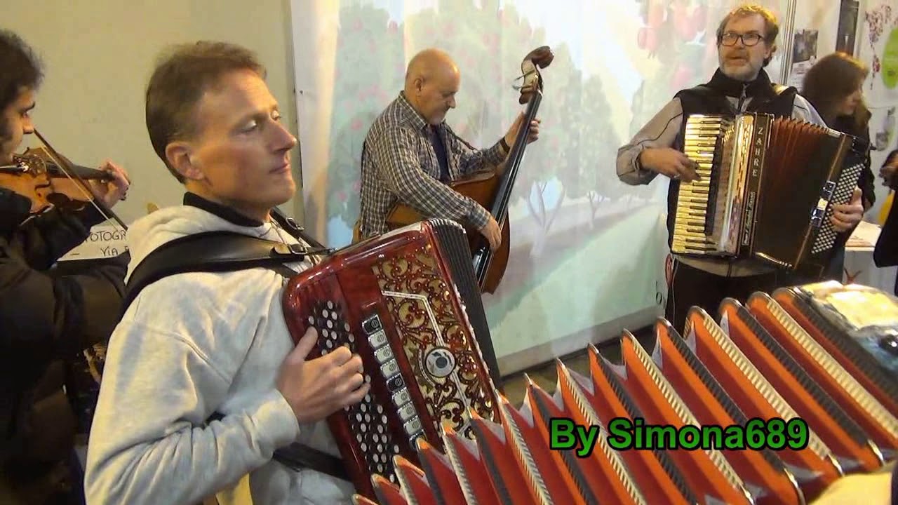 Canti popolari, Danzerini di Aviano, Cavour, TuttoMele, Cavour