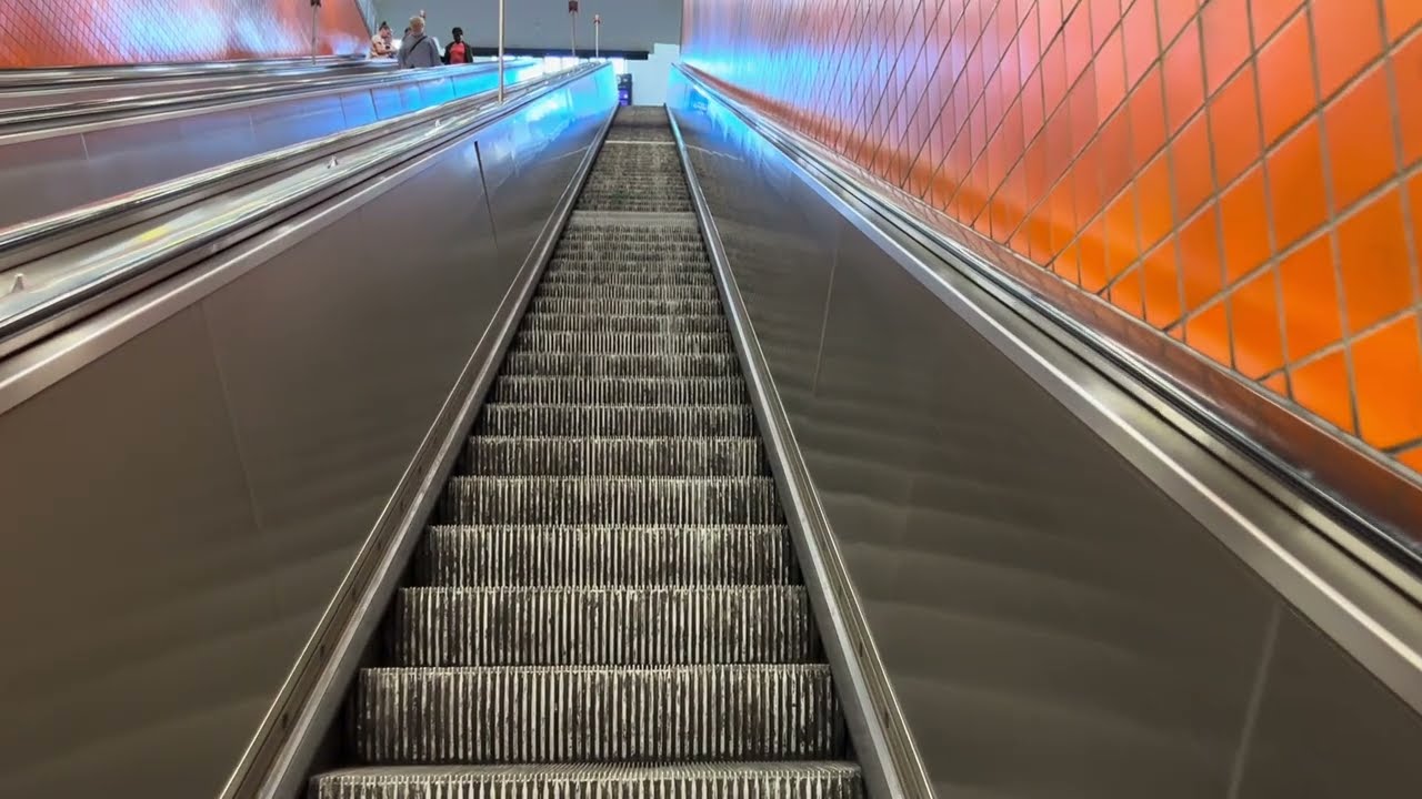 Nurnberg, Germany. 12x KONE Escalator ride at Hauptbahnhof - from Stadtbahn, Railway and shop levels