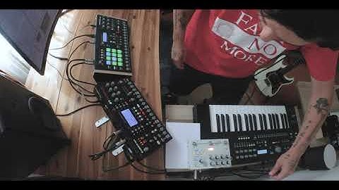 vesnic - fragmented memories (Octatrack, Analog Rytm, Analog Keys)