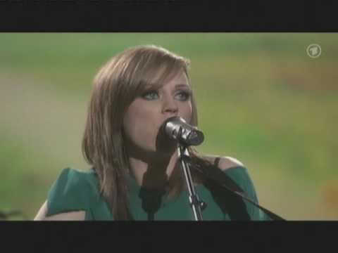 Amy MacDonald  - This Is The Life  (echo awards 2009)