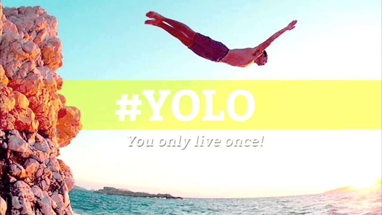 Yolo: you only Live once выставка. Yolo you only Live once иллюстрация. You only Live once фото из клипа. R-инсталляция Yolo: you only Live once. Live once 1