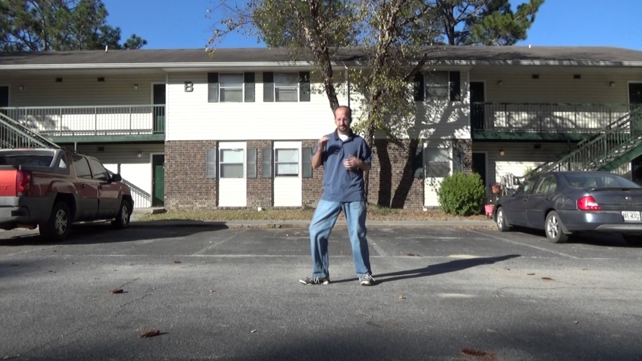 Hesitate - Xavier Omär (1)