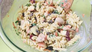 THE MOST QUICK + EASY RAISINS AND RED APPLE CHICKEN PASTA SALAD || IN THE KITCHEN WITH LYNN screenshot 3