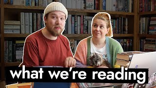 Best books of Q2 and what were looking forward to (Our TBRs!)
Were halfway through 2024 and its been a great year of reading so far! Tune into todays episode to find out what weve enjoyed in Q2, what were currently reading, and whats coming up in our TBRs (To Boldly Read) for the rest of 2024. Some hefty chonkers, and we dont mean the cat.
Ross & Laura are a couple of internet nerds with over 20 years combined experience in eCommerce and Retail, and a shared passion for quality fantasy and science fiction.
๐ Our bookshop: https://hardysbooks.co.uk
๐ท Instagram: https://instagram.com/hardysbooks
๐ถ TikTok: https://www.tiktok.com/@hardysbooks
๐ง Tome Raiders (our podcast): https://tomeraiders.co.uk Best books of Q2 and what were looking forward to (Our TBRs!)