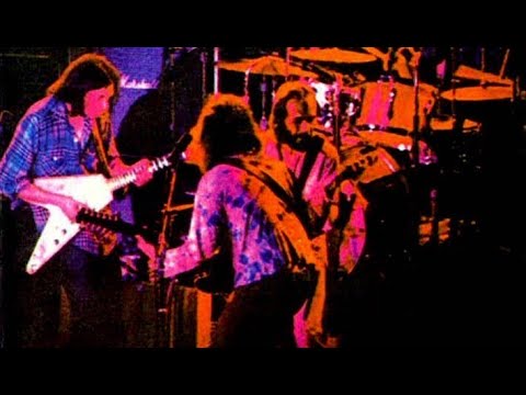 Neil Young & The Stray Gators - Oakland, California, March 31