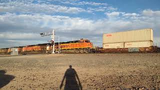 Very Fast EB BNSF Port Stack Train At Hodge Ca! #bigbossrailfanner