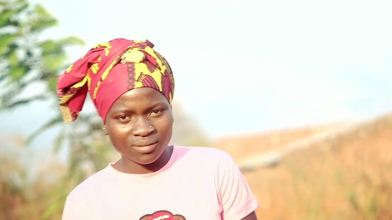 Helia de Seven___Emuali wa papa Mucunhama