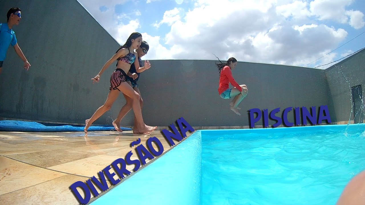 Um Dia De Diversão Na Piscina Youtube