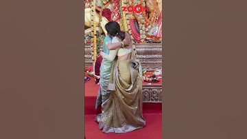 Alia Bhatt gives a TIGHT hug to Rani Mukerji at Durga Puja celebrations 😍 #aliabhatt #ranimukerji