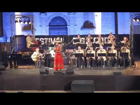Faby Medina Sing Swing
