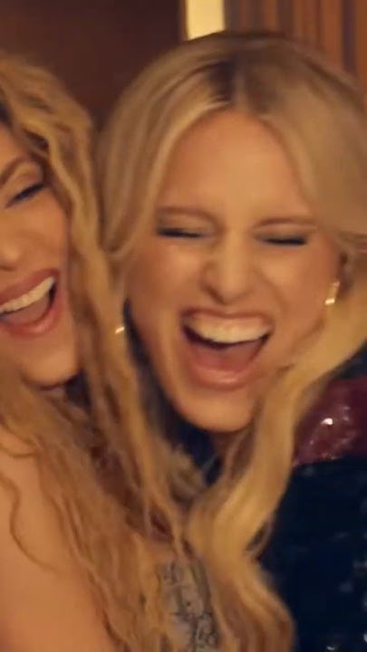 Shakira - Soltera (Official Video) - YouTube