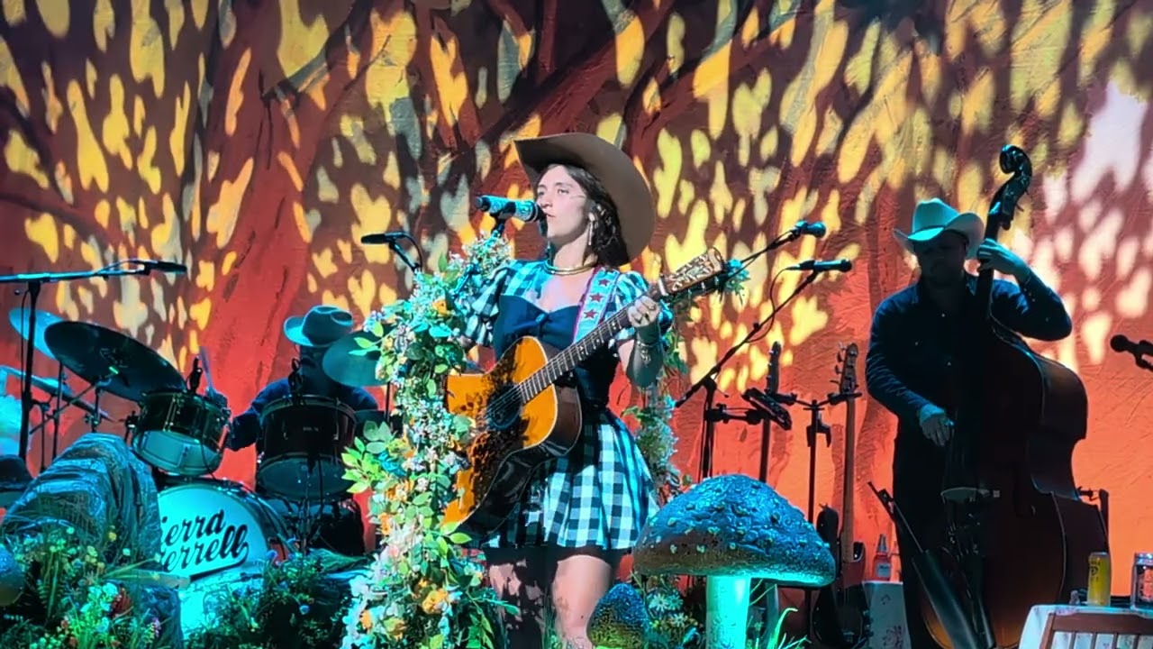 Sierra Ferrell - West Virginia Waltz Live @ The Anthem Washington DC Sep 7, 2025