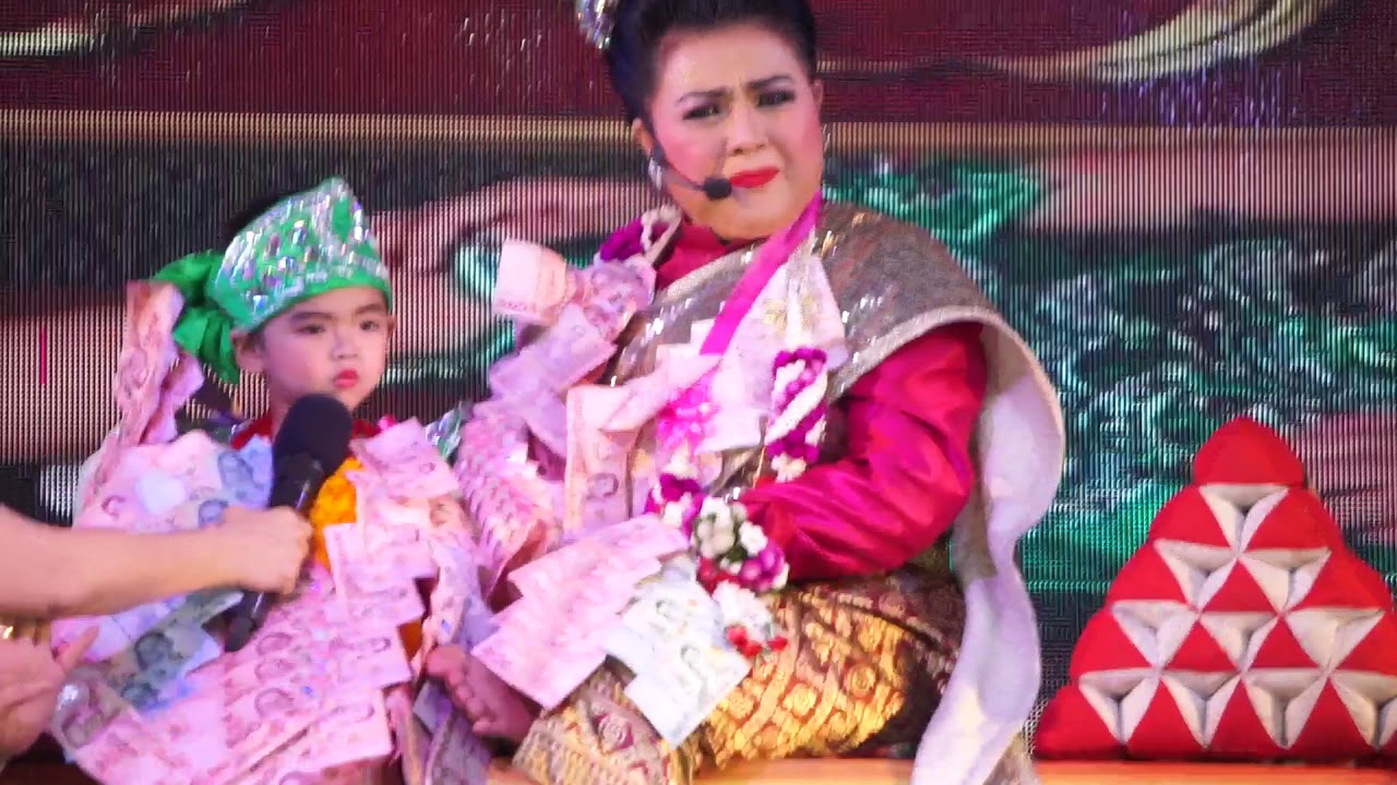 พระเอกเพชรล้อม ทำการแสดงแล้วจ้า [น้องรถเบนซ์]