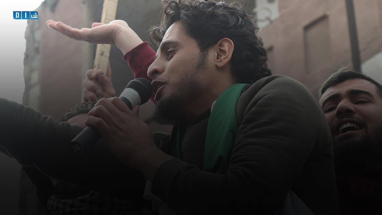 شام إدلب معرة النعمان الساروت يقود مظاهرة بمناسبة الذكرى السادسة للثورة السورية 17 3 2017