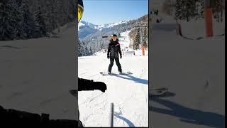 Первый прыжок на сноуборде #зима #снег #snow
