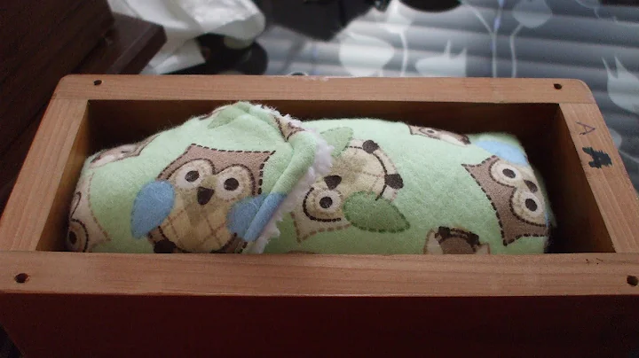 How to put a babies ashes in their urn class 101
