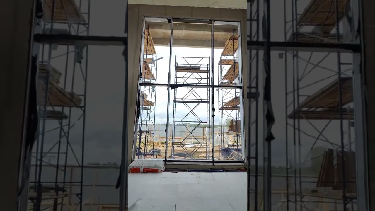 Остекление дома на Рублевке 