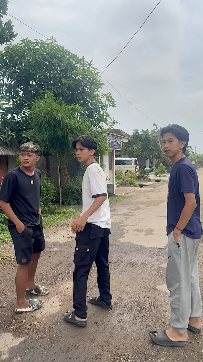 Kalian waktu bocil suka ngeledekin manggil nama bapak teman kalian juga ga si #shorts #lucu #kocak
