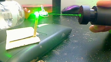 MY LASER LIGHTING A MATCH.wmv (Laser 301)