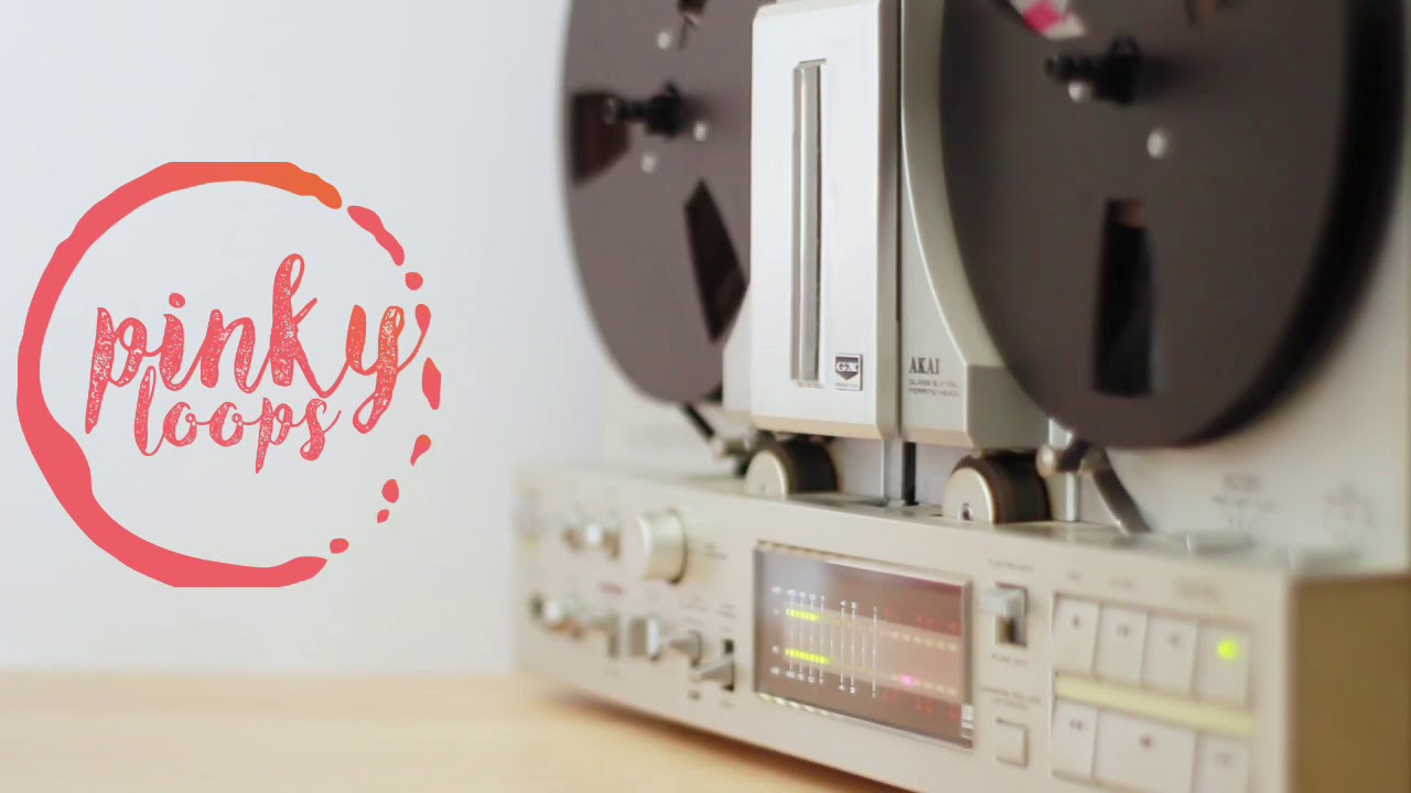 PINKY LOOPS • SOLINA