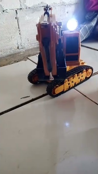Mainan Beko remote control #bekoterbaru #bekoremotecontrol #mobilmobilan #excavator #mainanterbaru