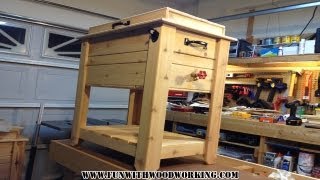 In this video I show you how to make a wooden ice chest / cooler box out of 10 (not 8) cedar fence pickets. Free plans available on 