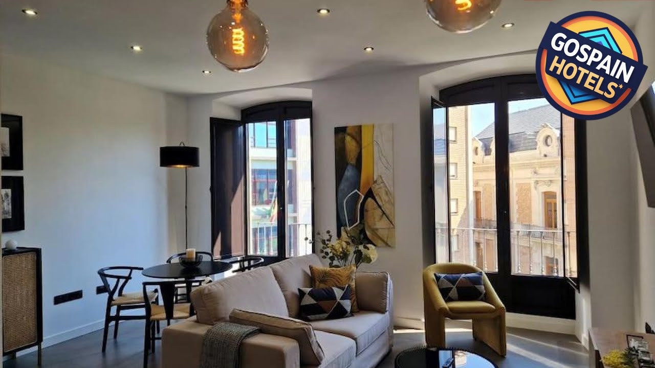 Duplex de diseno Jaen Centro-Catedral | Jaen, Spain | Hotel Review 🏨