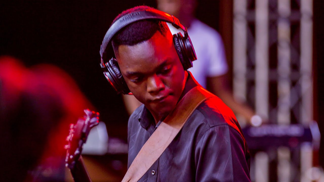 Siri Ya Maisha Yangu by Elia Mtishbi bass version/cover