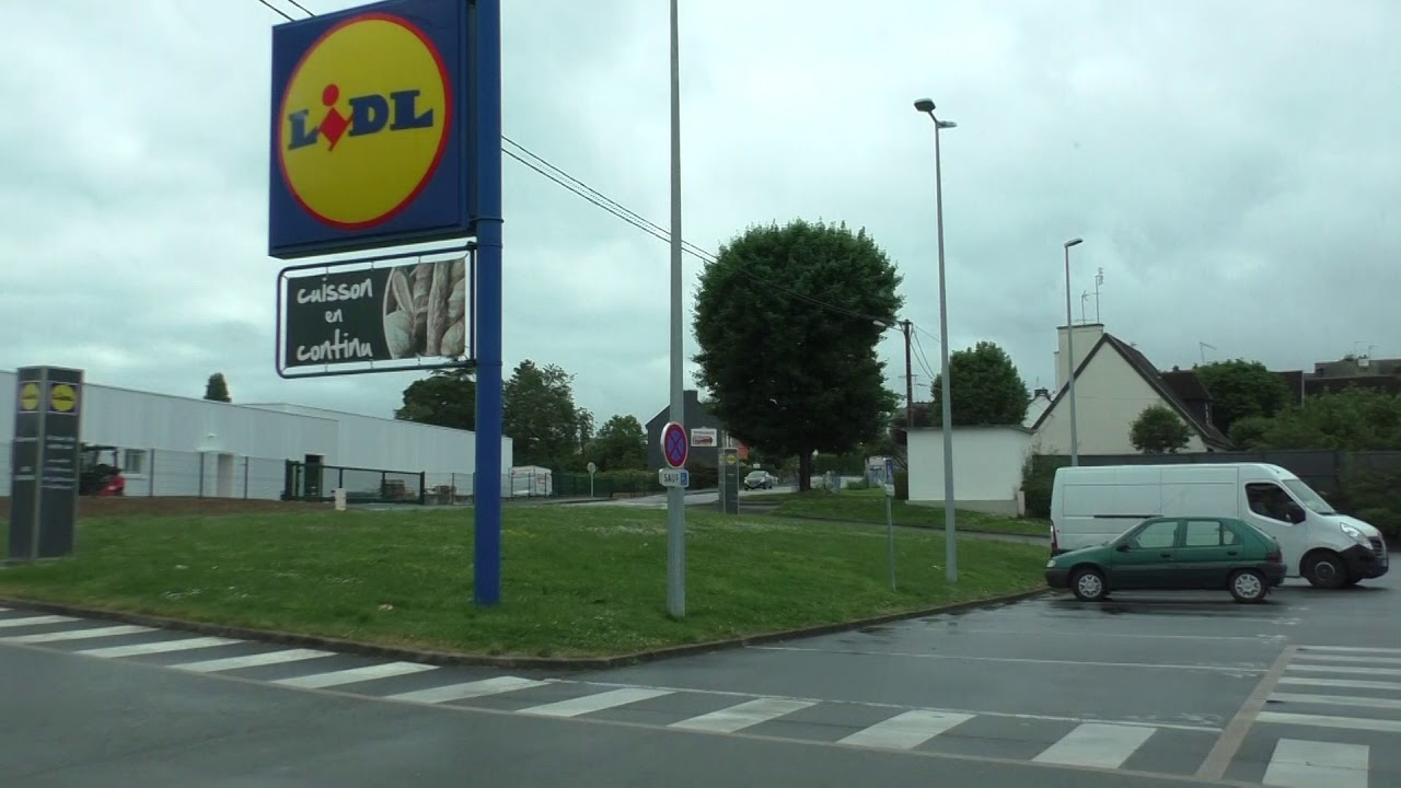 Driving Around 29270 Carhaix Plouguer, Finistère, France 30th May 2019