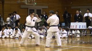 空手道剛柔流泉武会総本部：掛け手・鍛錬演武 - YouTube