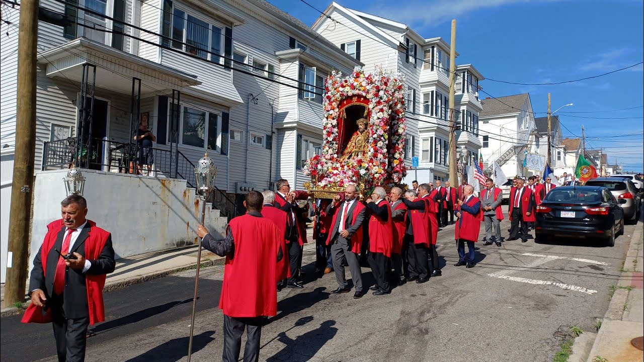 Festas Senhor Santo Cristo Fall River 2025 (Procissão de domingo)