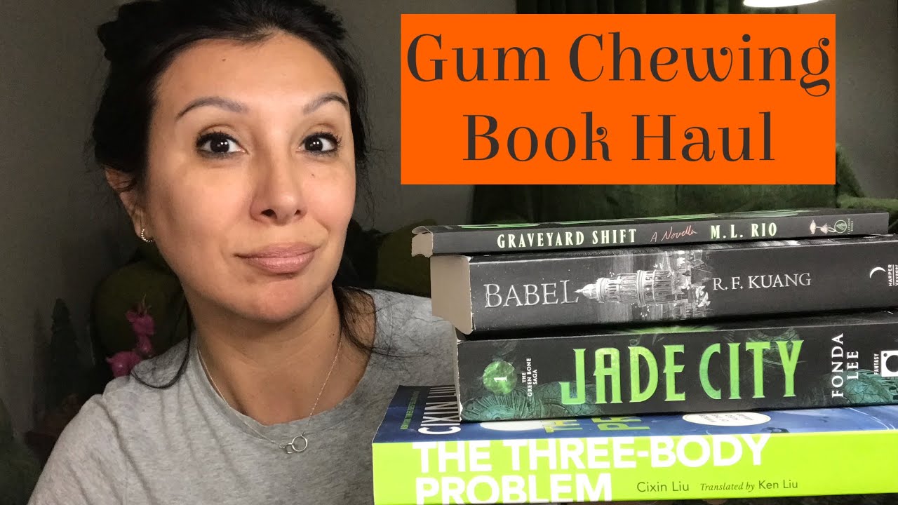 It’s a Gum Chewing Book Haul 📚 | Fantasy Sci-Fi and Horror