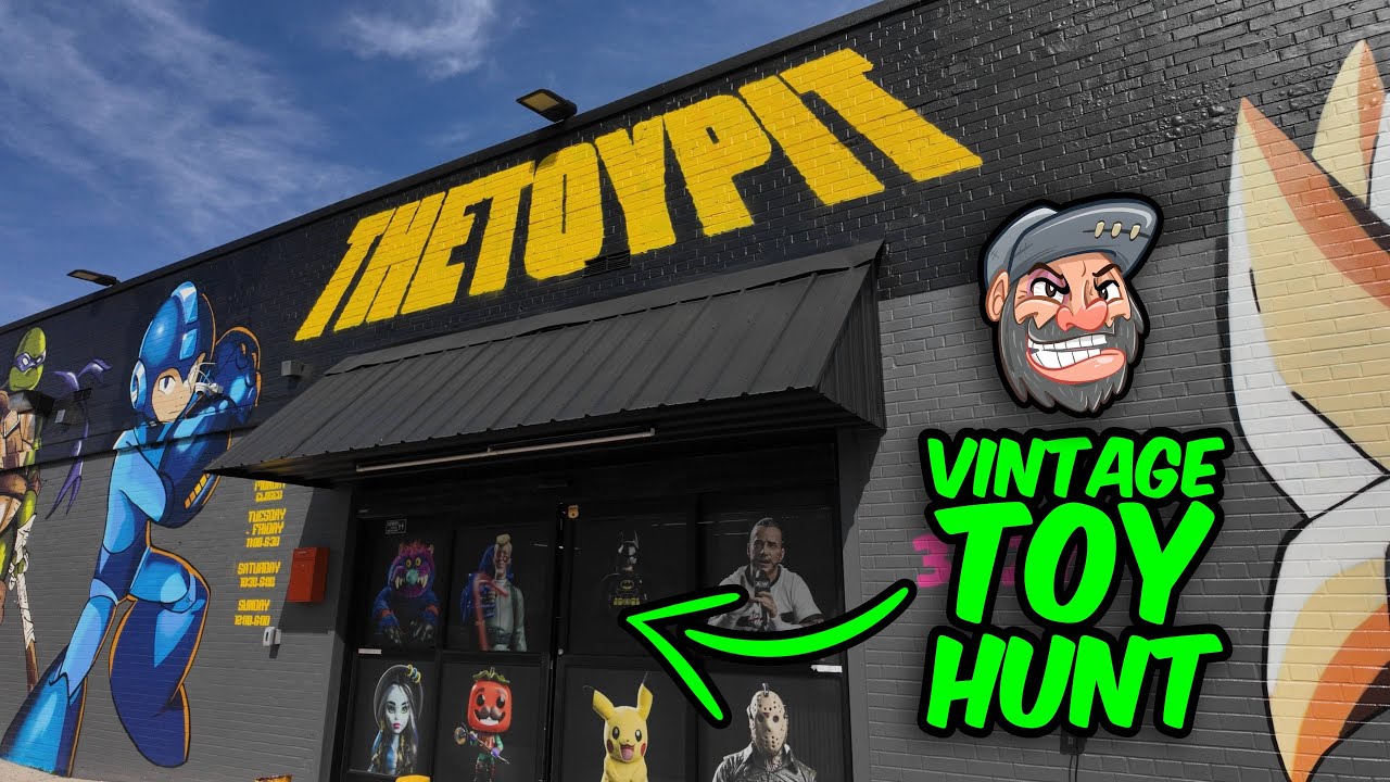 The BIGGEST Vintage Toy Store I've EVER SEEN! - YouTube