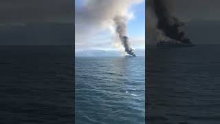 Yunanistan’da Yolcu Gemisi Cayır Cayır Yandı Resimi