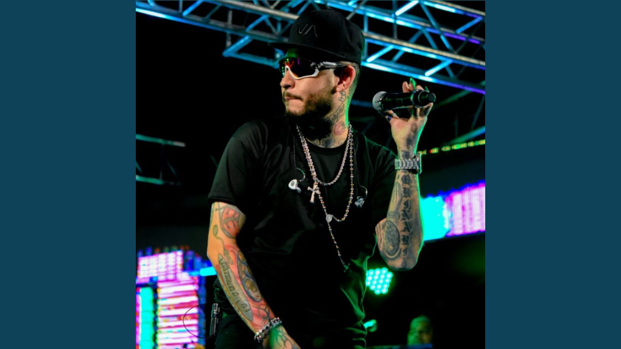 YouTube에서 Que Reviente (En Vivo) 보기 YouTube에서 Que Reviente (En Vivo) 보기