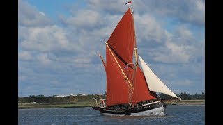 Tom Cunliffe sails aboard the engineless Thames sailing barge Cambria.