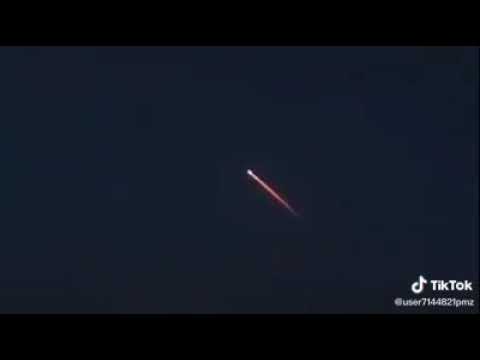 سقوط نيزك في ليبيا يوم الاتنين سبحان الله