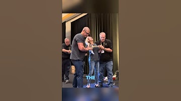 The Self Defense Taser That Holds Ten Rounds