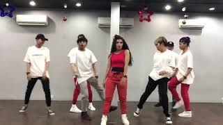 Miniatura del video "វី ឌីណែត - Vy DyNeth -  Give me back (Dance Version )"