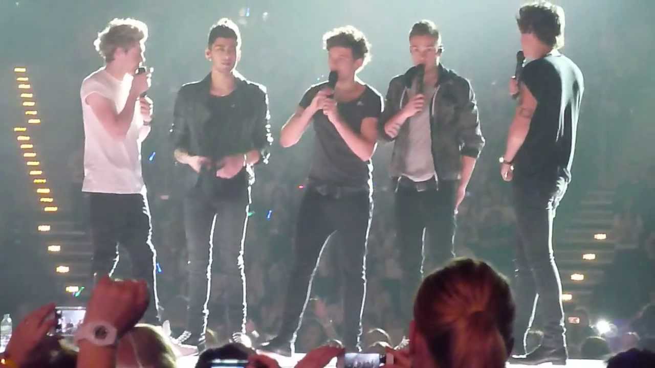 One Direction - Twitter Questions - Hamburg 12/05/13 (TMH Tour)