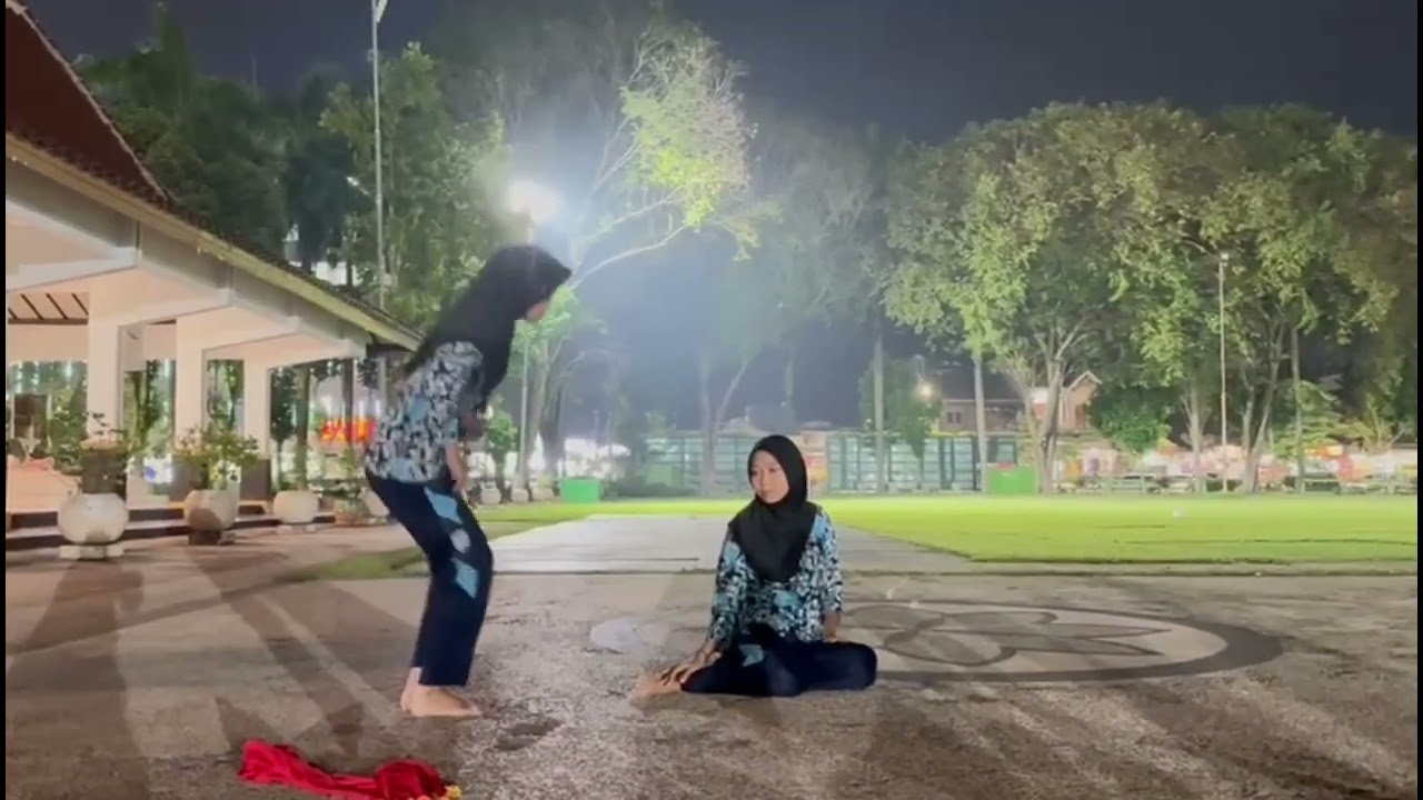 TARI KREASI KELAS [ XI-5 ] KELOMPOK 3 TUGAS PPKN