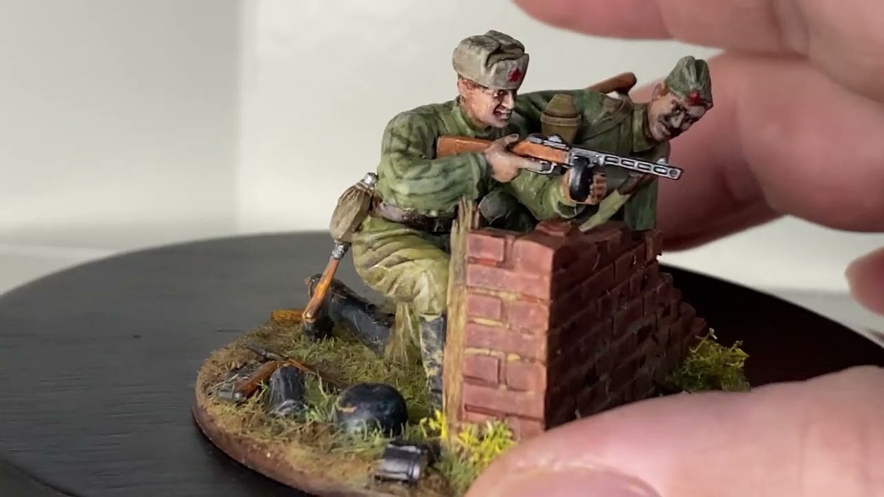 051 Dragon #6019 Soviet motor rifle troops (Berlin 1945) scale 1